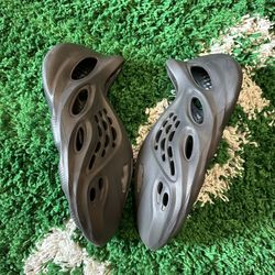 Adidas Yeezy Foam Runner Onyx Brand New Size 11 DS