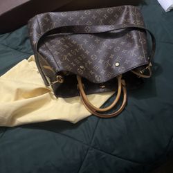 Brand Name Louis Vuitton Big Bag