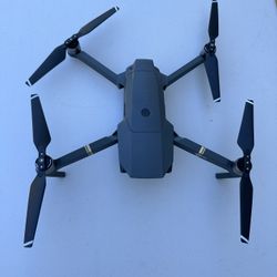 DJI - Mavic Pro (Grey)
