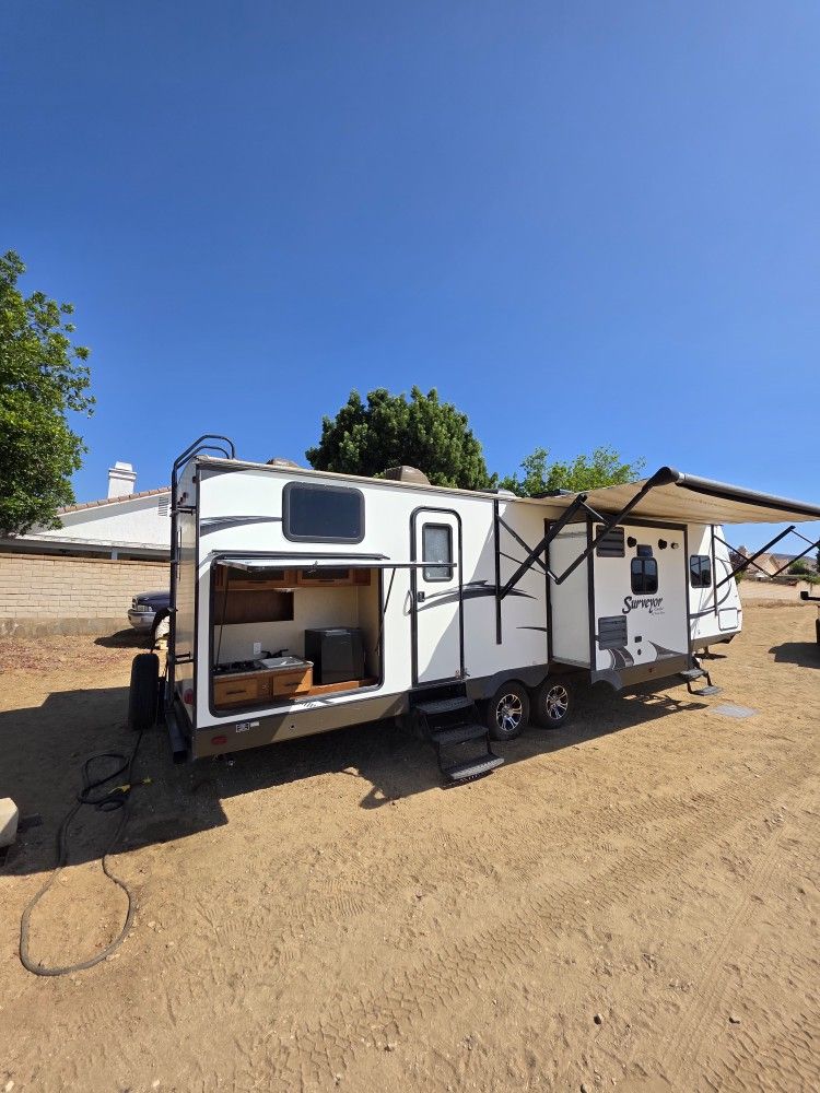 travel trailer 2 bedroom 3 slides