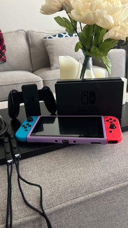 🎮 Nintendo Switch Bundle + Accessories — Great Condition