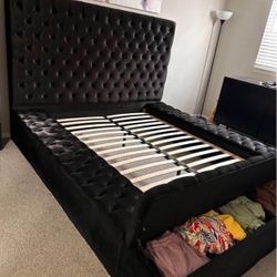Luxury Lindenfield Button Tufted Queen Size Upholstered Storage Bed Velvet Black🤩 Showroom Available 🏠 Fastest Delivery 🚚
