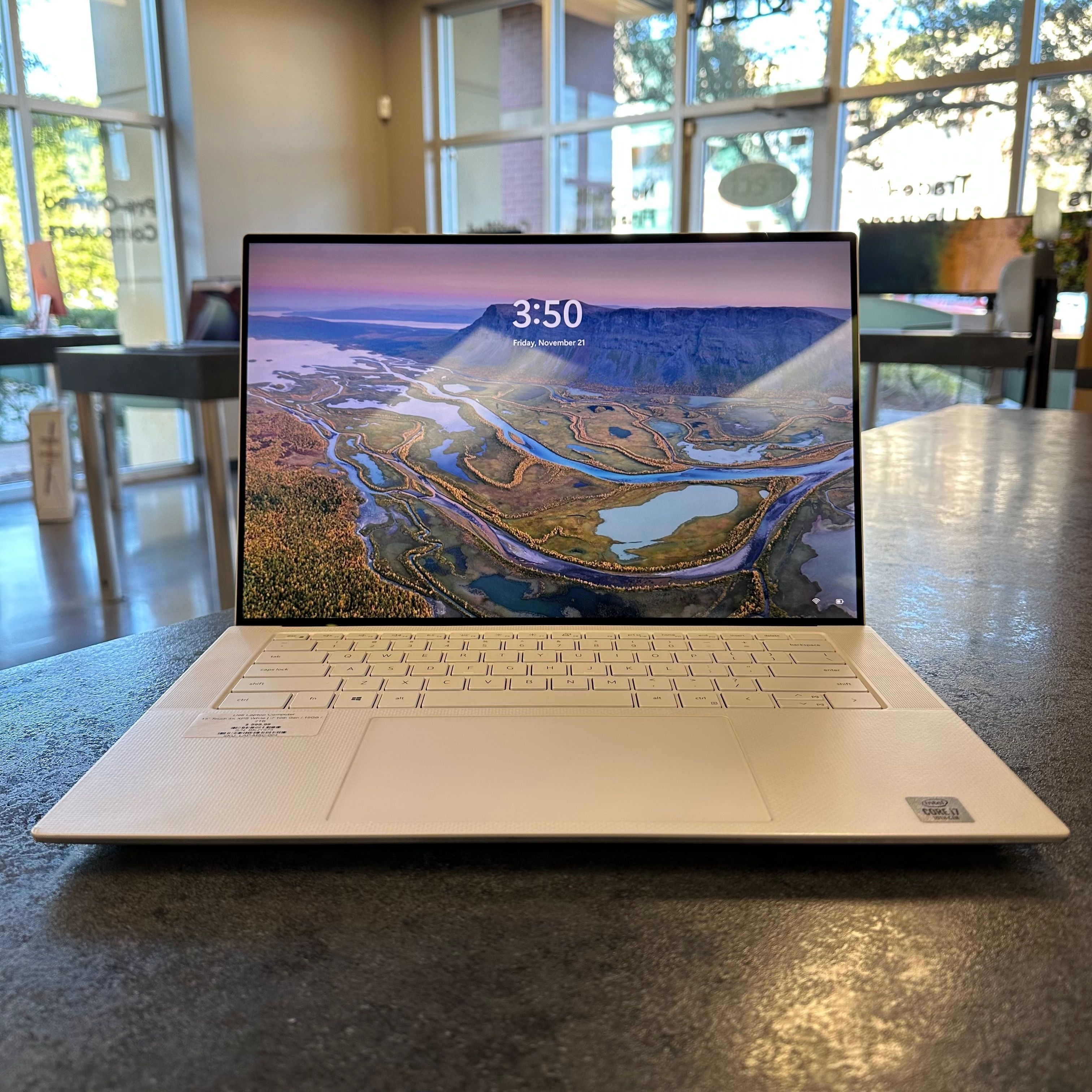 π» Dell XPS 15" Touchscreen 4K Laptop β i7 10th Gen / 16GB / 2TB β White
