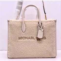 Michael KORS MEDIUM SIZE BAG 