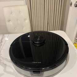 Roborock S6 MaxV Robot Vacuum & Mop
