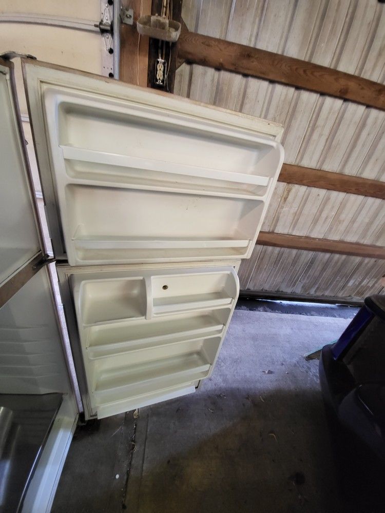 Antique Vintage Kegorater Fridge