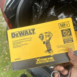 DEWALT XTREME 2-Tool 12V MAX XR Brushless Drill/Impact Driver with Bag (2-Batteries and Charger Included)