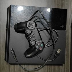 PS4 500 GB with working Controller and 6 Games