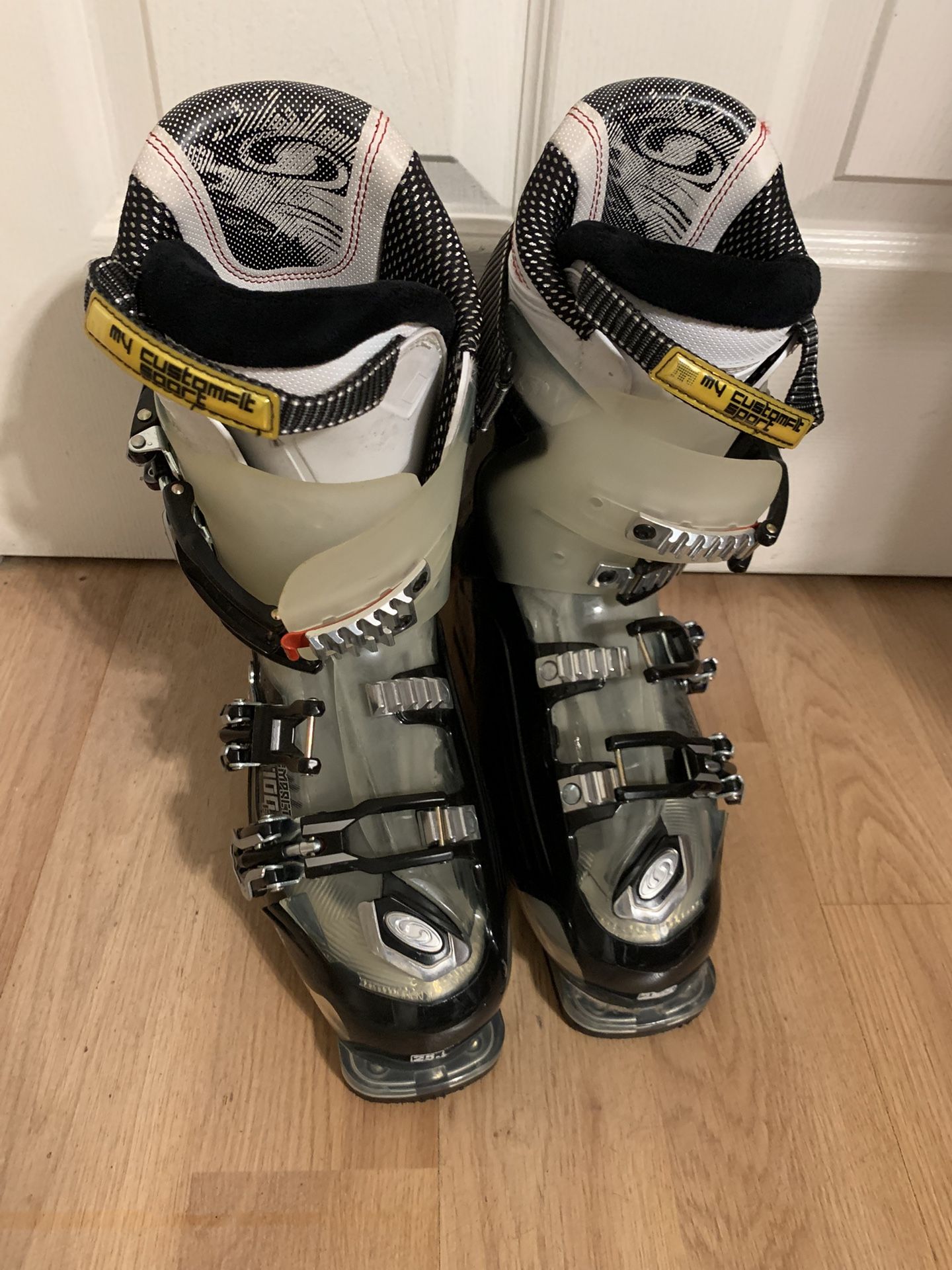Salomon Impact 100 CS Ski Boots size 25-25.5 / 297mm