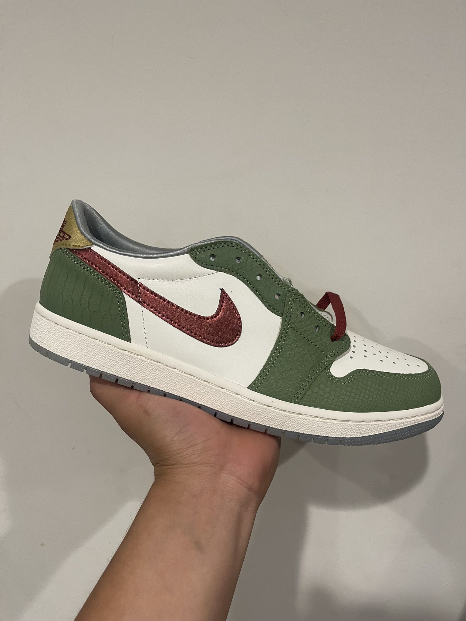 JORDAN 1 LOW “Year of the Dragon” Size 11.5