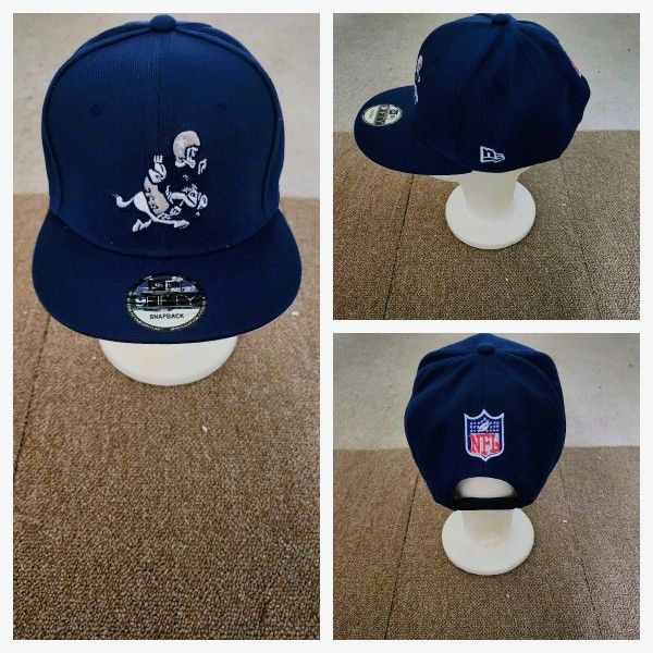 DALLAS COWBOYS NFL FOOTBALL π SNAPBACK HAT.