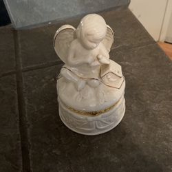 Angel With Storage Space Beneath