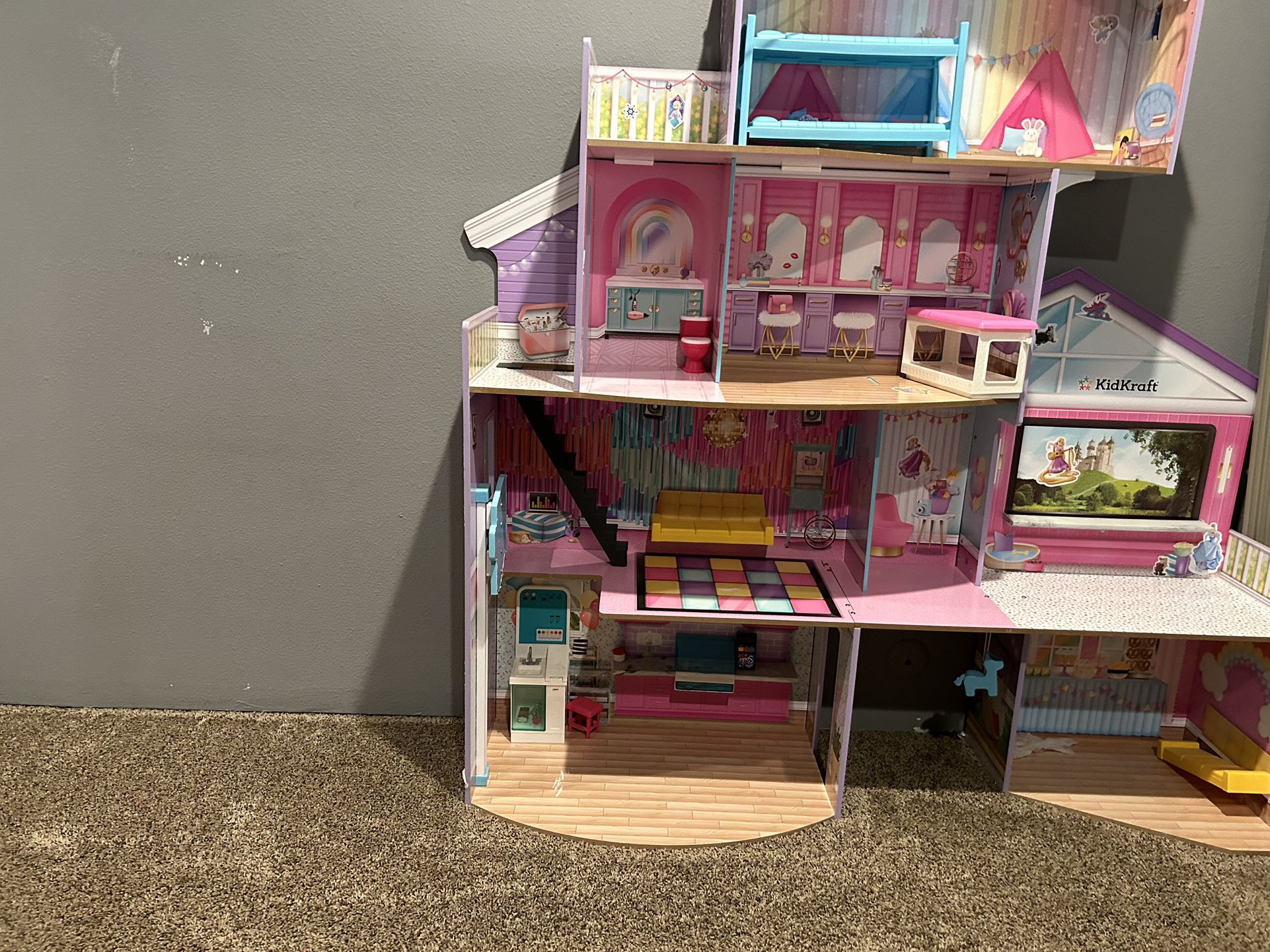 Barbie House / Doll House