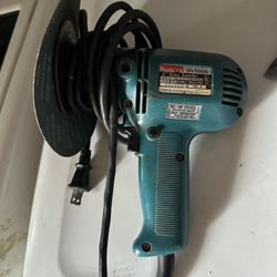 Makita GV5010 5" Disc Sander. 