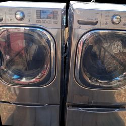 LG Washer & ELECTRIC Dryer Set *READ THE AD!*