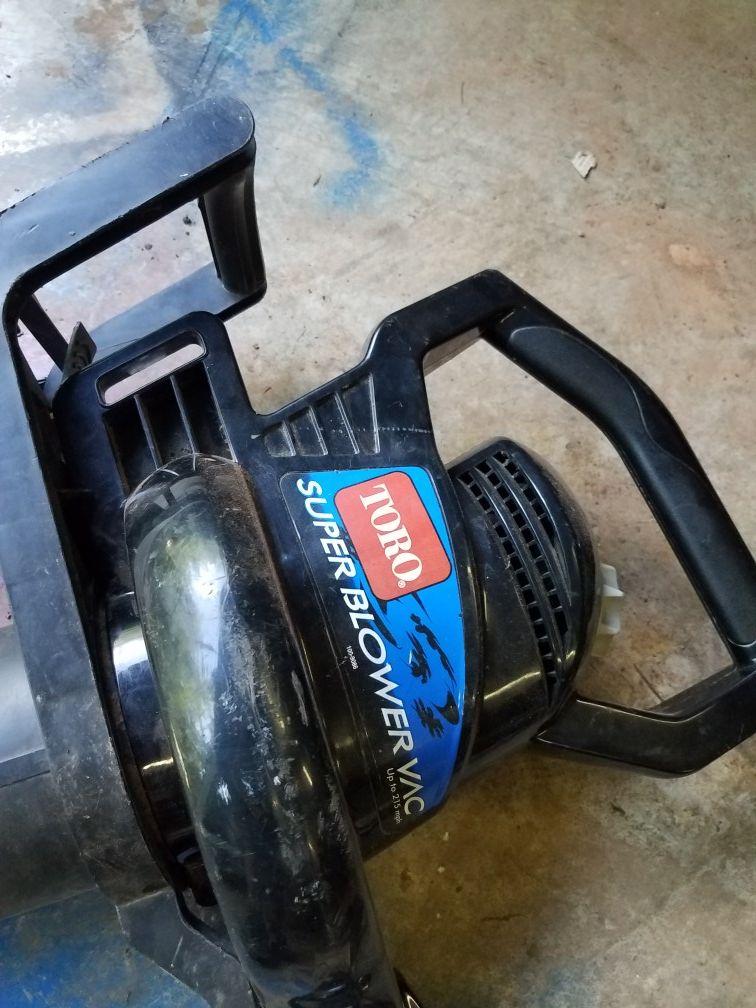 Toro Super blower vac with all attachments