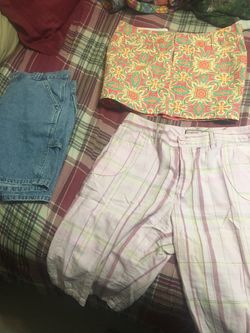 Ladies shorts size 10