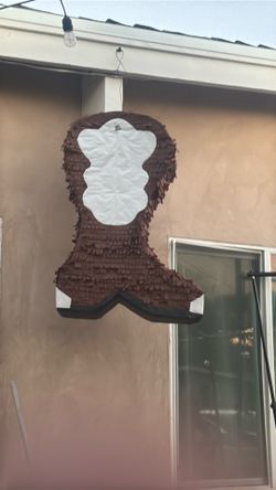 Cowboy piñata