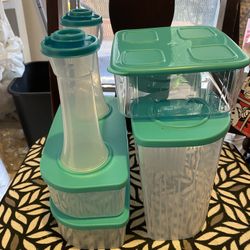 Tupperware 