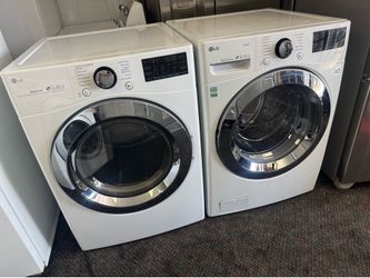 LG Set Washer & Gas Dryer