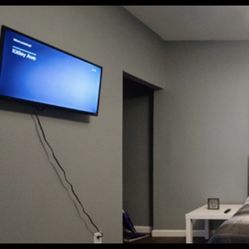 32” Smart TV