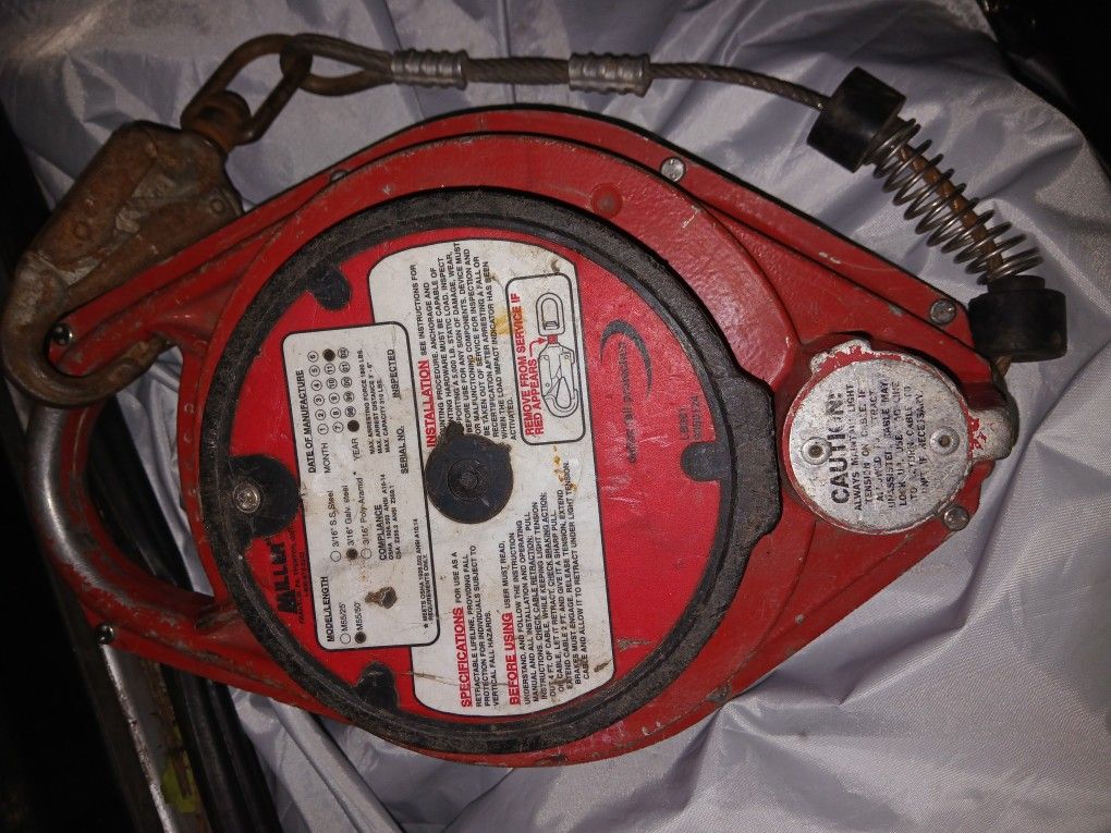 SELF RETRACTING  LIFELINE 