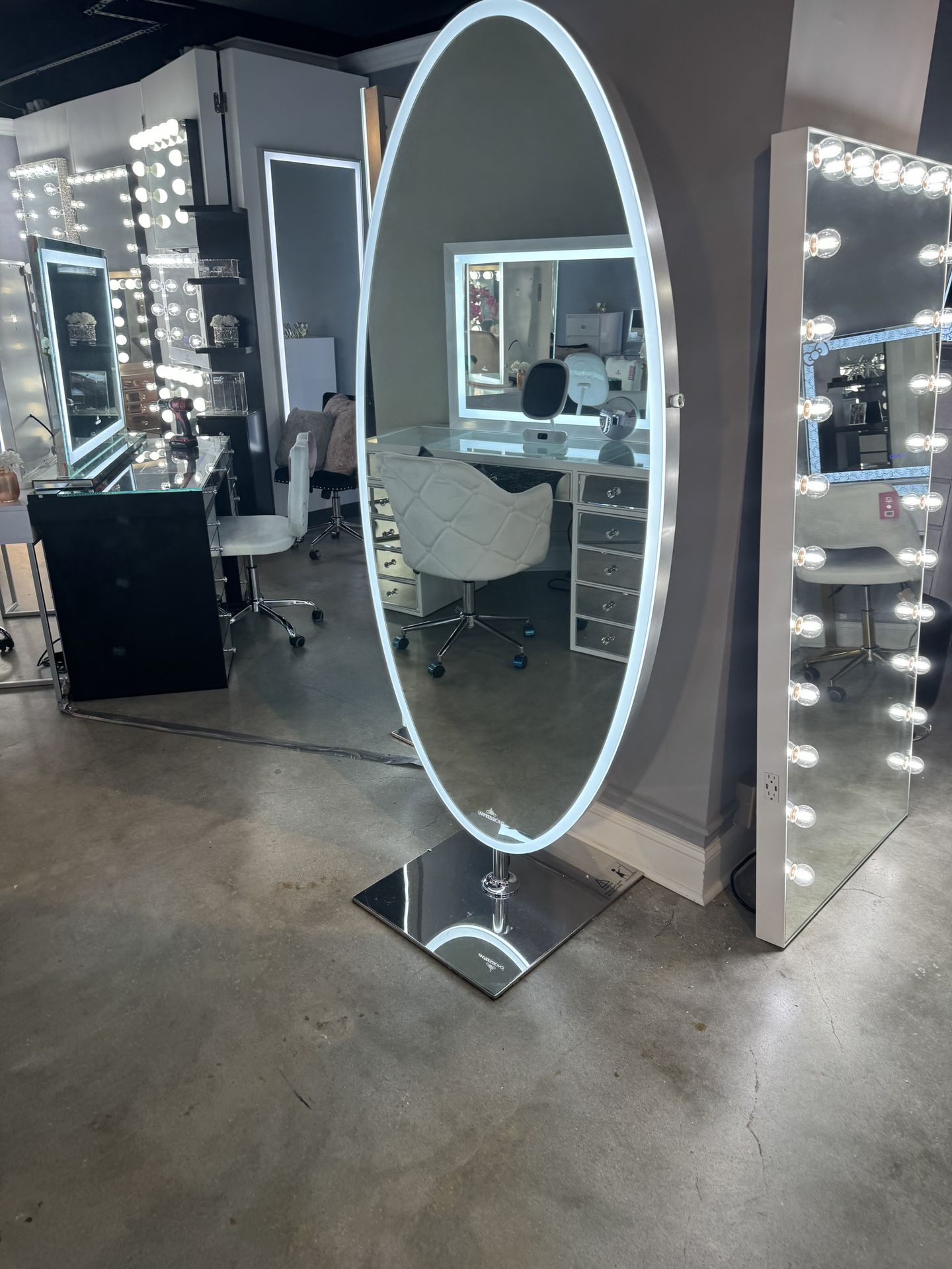 WOW 🤩 Plenty Of VANITY Options To Choose From 👑