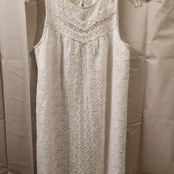 Xhilaration sleeveless dress lace overlay over lining size large