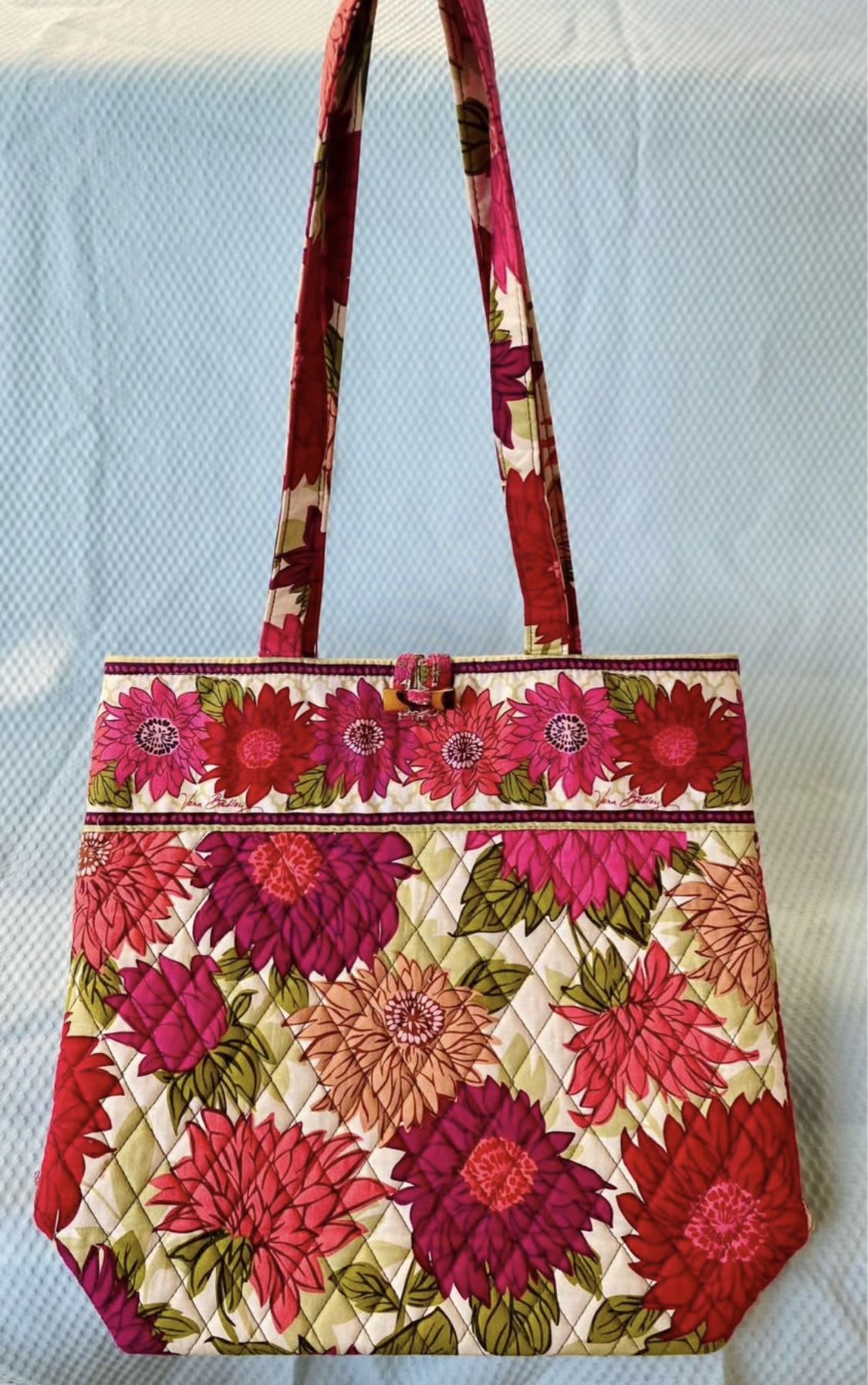 VERA BRADLEY (Retired) “HELLO DAHLIA”  Shoulder Bag/Tote/Travel/Handbag