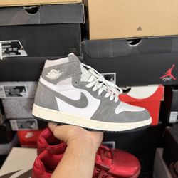 Jordan Washed Black 1s size 9 (Tried On)