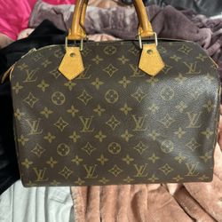 Authentic Louis Vuitton Speedy 30