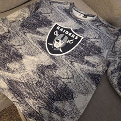 Mens Raider Sweater 