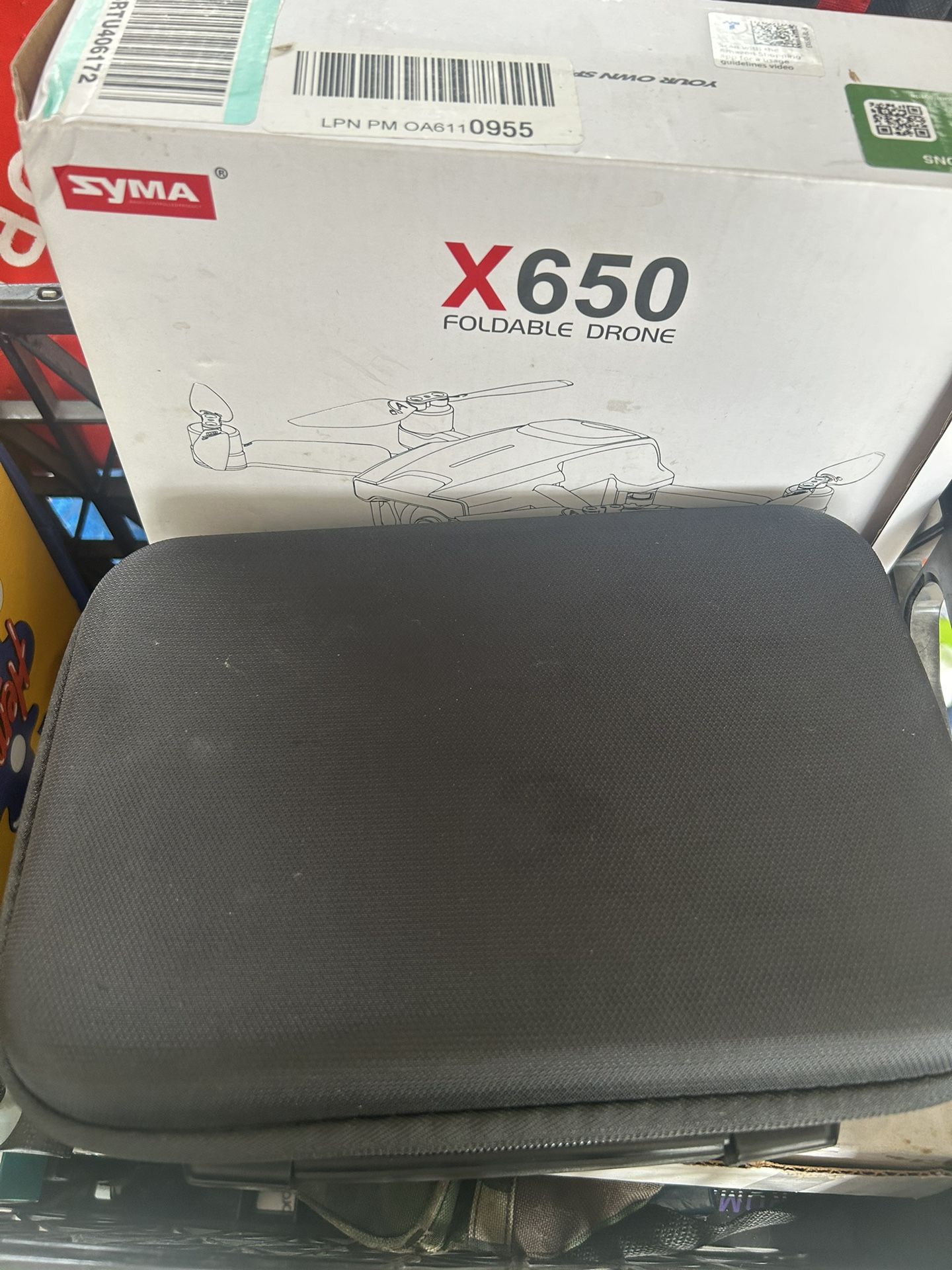 Syma X650 Drone Parts - case, battery, chargers, propellers