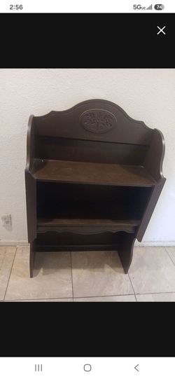 Dresser stand