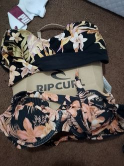 2 for $15 rip curl swimsuit top size small
