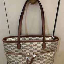 Authentic Michael Kors Woman Tote Bag Pickup Gaithersburg Md20877