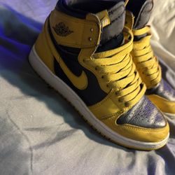 Jordan 1  Retros High OG Pollen 