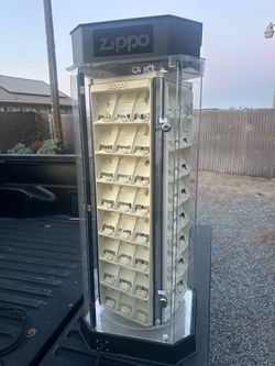 Vintage zippo display case
