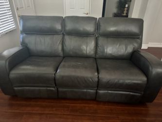 2 reclining sofas