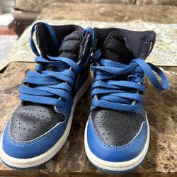 Nike Jordan for Toddlers/Unisex. Size in the Pictures
