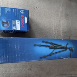 Bosch self leveling cross line laser