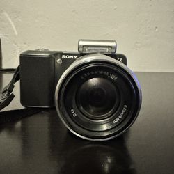 Sony Alpha NEX-3 Digital Camera