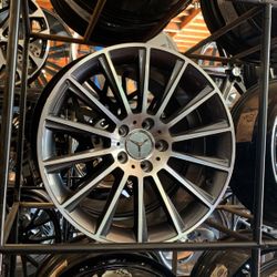 ‼️18” Mercedes Benz Replica MB4‼️