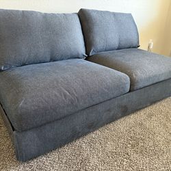Finnala Loveseat Sleeper - Queen - Comfy Sofabed