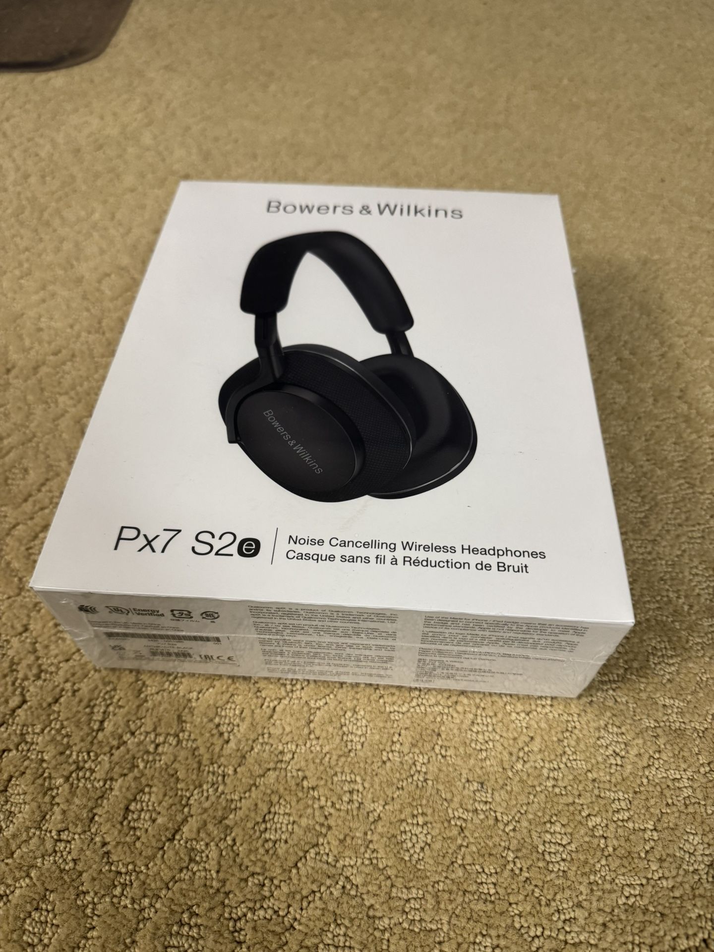 >> NEW Sealed Bowers And Wilkins PX7 S2e Headphones With Receipt