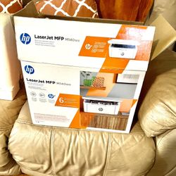 Printer Láser Jet M140