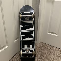 Baker Skateboard Size 8.25