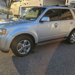 2012 Ford Escape Limited 