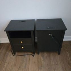 Bedside Tables With Outlets