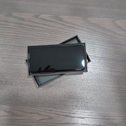 Samsung Galaxy S21 Ultra 5G – Like New (Unlocked)